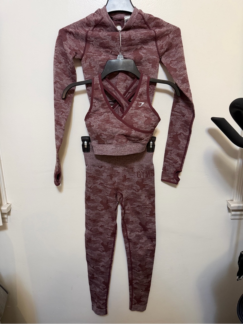 Gymshark Berry Red Camo Seamless Leggings with Matching Sports Bra & Top